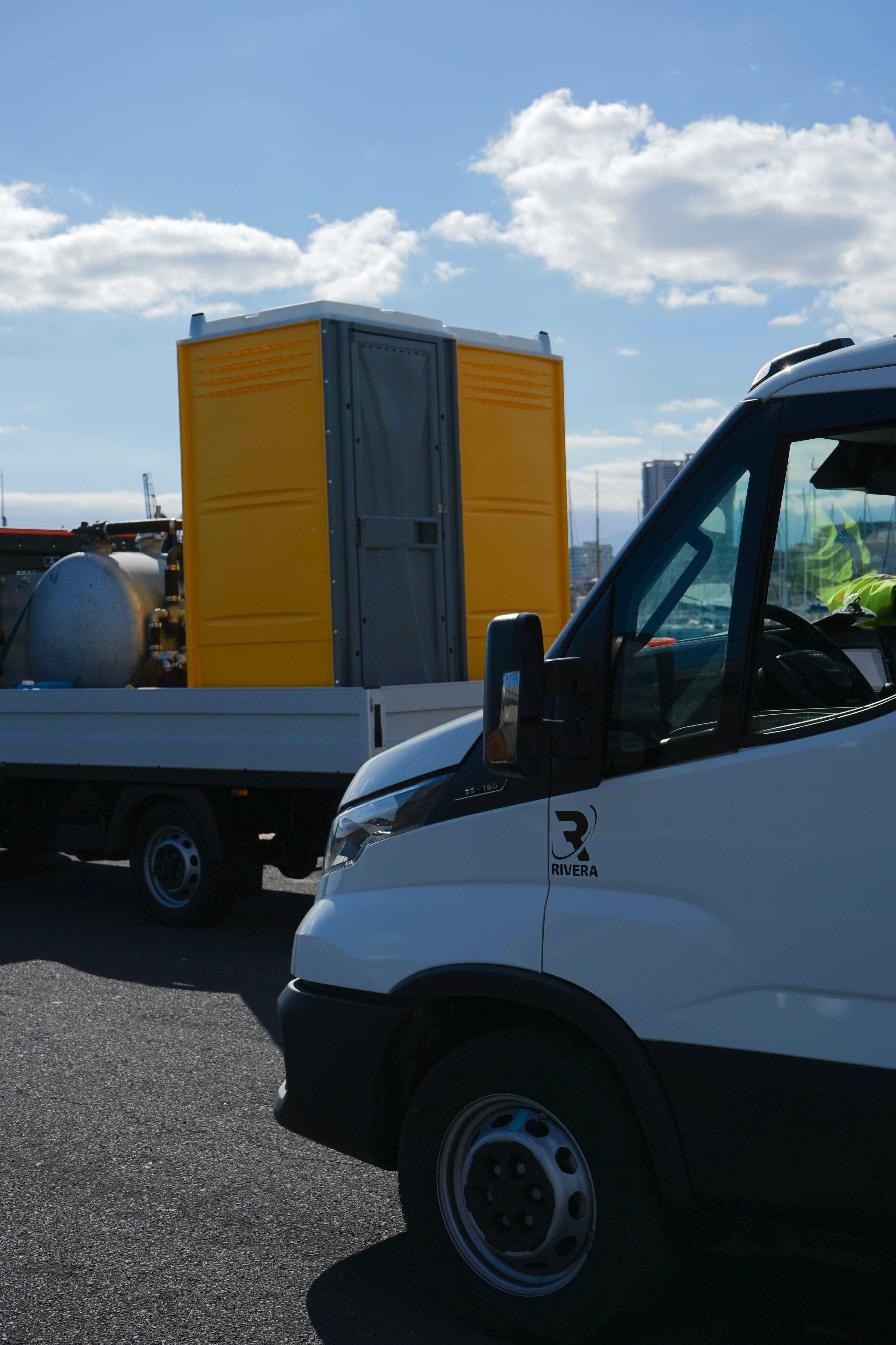 galeria TRANSPORTE DE SANITARIOS
